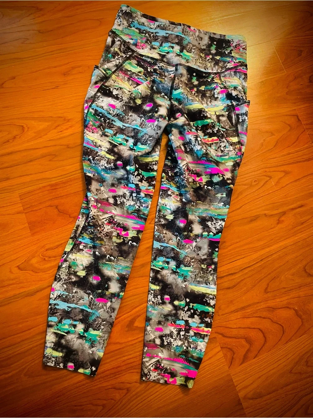 Lululemon Fast Free High-Rise 23" Crop Womens 8 Legging Paint Drift Multi Nulux - Picture 7 of 13